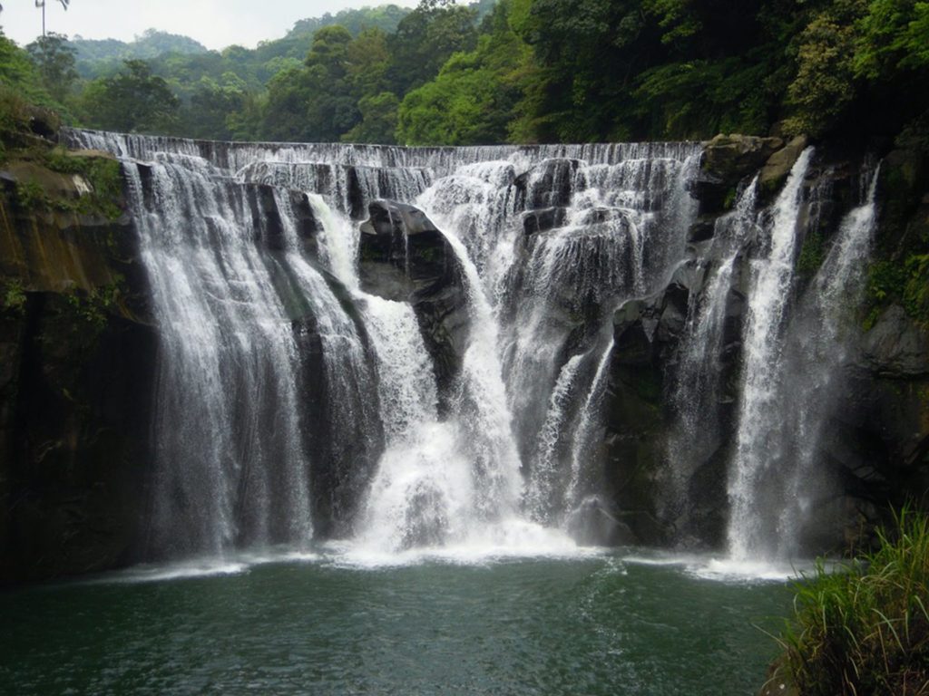 Shifen-waterfall